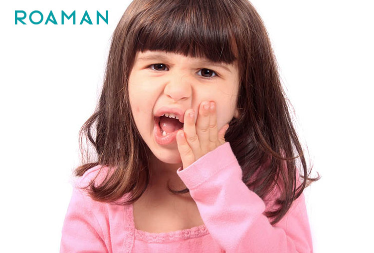 Trẻ có thể bị đau và viêm nhiễm nếu không chăm sóc răng miệng đúng cách