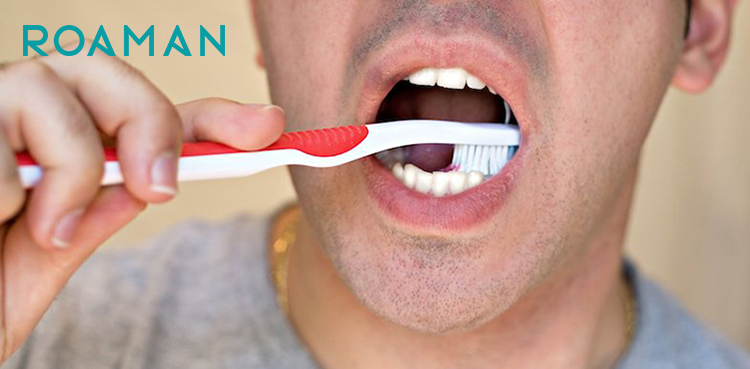 Đánh răng và dùng chỉ nha khoa có thể là cách phục hồi men răng hiệu quả