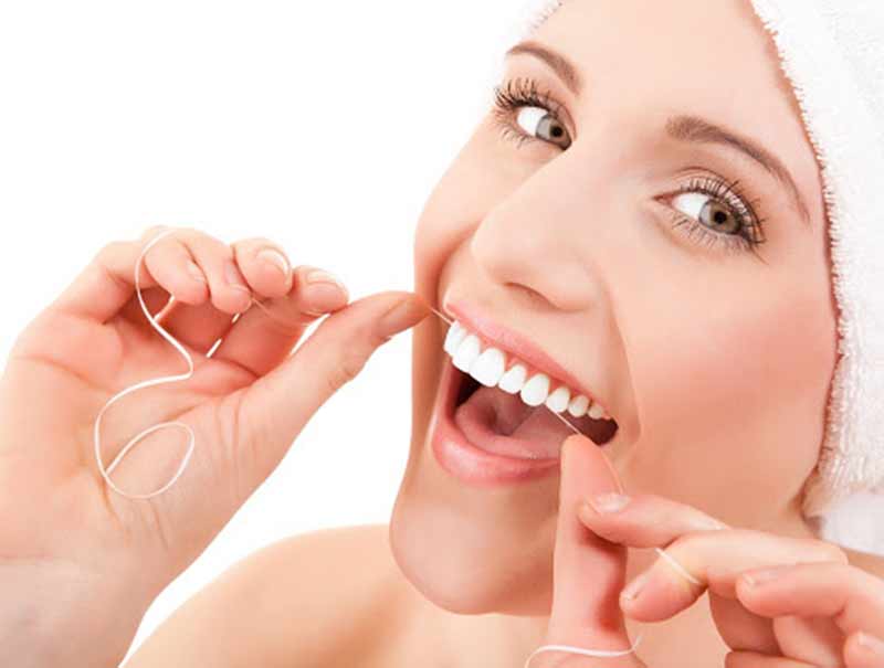 chăm sóc răng miệng sau điều trị viền răng đen